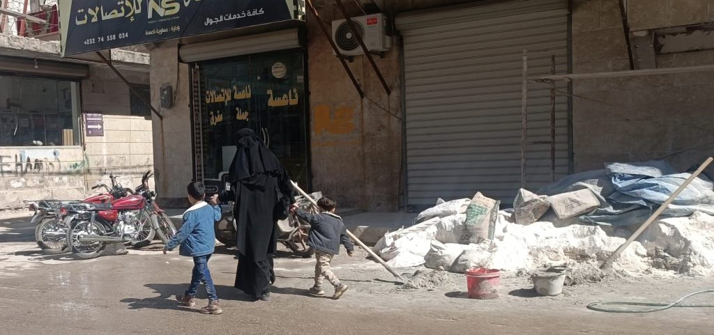 woman in idleb1